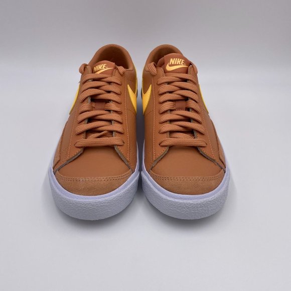 Nike Blazer Low ' 77 Amber Brown / Melon Tint Womens Shoes - Picture 3 of 8